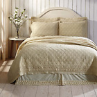 29171 Vhc Adelia Creme Quilt