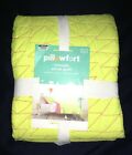 490970237009 Pillowfort Reversible Triangle Stitch Quilt Twin Size
