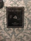 883893350960 Laura Ashley King Reversible Quilt Set