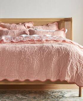 4540h738aa Anthropologie Iluka Cotton Printed Floral Quilt Reversible Coral King New