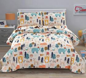 Arl Home 192408549417 Forest Animal Bear Print Queen Bedspread Coverlet - Reversible Lightweight B
