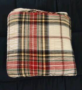 106002 Aspen Home Queen Cotton Classic Plaid Quilt 88 Inch X92