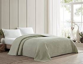 Beatrice Home Fashions 048986374449 Channel Chenille Bedspread King Sage