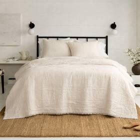 Bee & Willow 444800941048 And Fringe Edge 3-piece Full/queen Quilt Set In Coconut Milk