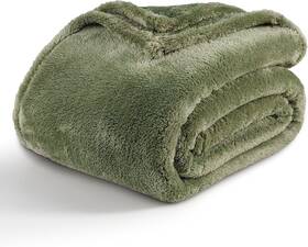 E0554-kg-248 Berkshire Blanket Classic Extra-fluffy Plush King/cal King Dark Sage Green E0554-kg-248 Berkshire Blanket Classic Extra-fluffy Plush King/cal King Dark Sage Green