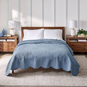 Better Homes & Gardens 022164655643 And Paisley Medallion Cotton Quilt Full/queen Blue Silver