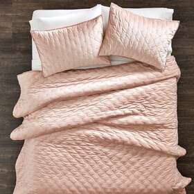 Better Homes & Gardens 580110511363 And Embroidered Velvet Quilt Full/queen Blush