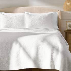 Bh14100136387f Better Homes & Gardens And Matelasse Quilt White Floral Breathable