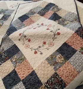 Bh19-003-299-02 Better Homes & Gardens And King Size Blue/org Patchwork Quilt Country Cottage Core