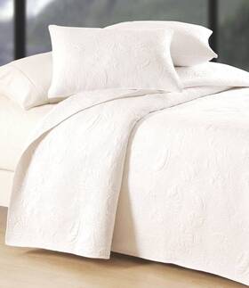 C&f 008246359302 Bright White Shell Queen Quilt 100% Cotton Beach House Coastal Shells Coverlet