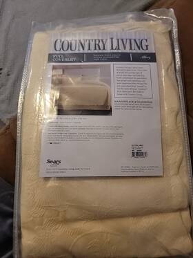Country Living 603362022656 Coverlet Full 86x90 Inch Yellow Abbey Scalloped Edge 100% Cotton