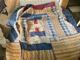 58909 Cremieux Whitney Plaid Patchwork Floral Queen Quilt 1 Sham58909 Gently Used 2016