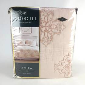 Croscill 083013007303 Amira King Quilt 104 Inch X 90 Light Pink New