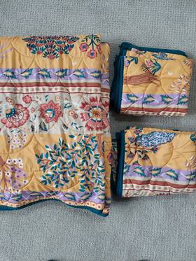 Distant Lands 214838010701 King Ophelia 3-piece Golden Sunflower Quilt Set Peacock