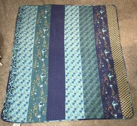 1267182 Essential Living Quilt 50x60 In Blue Green Floral Bird Nature 100% Cotton
