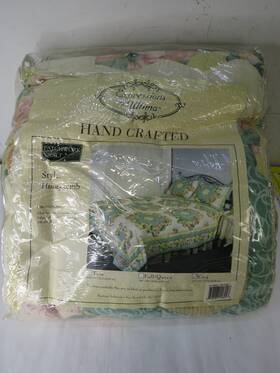 Expressions By Ultima 613787116248 Nos Vintage Hand Crafted King Size Quilt Honeycomb 100 Inch X90