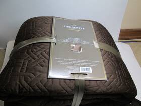 Fieldcrest 490601502094 Luxury 3 Piece Reversible King Quilt And Shams Set Chocolate Brown