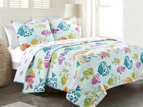 W005933564 Fish Design Quilt Set Coastal Queen Blue Pink Green Reversible Microfiber Cover