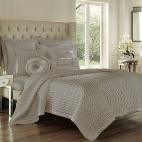 Five Queens Court 846339075001 Saranda Satin Geometric Quilted Coverlet King Silver