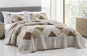 Green Living Group 840079148698 Camellia 3-piece Chic Diamond Patchwork Quilt Queen Floral