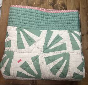 5636206 Greenrow Ellis Two Toned Patchwork Quilt