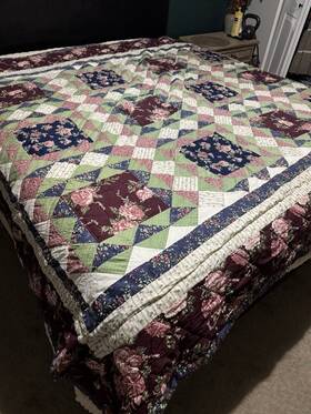 1472163 Handmade Floral Patch Work Queen Quilt Cotton Machine Wash Pre-own