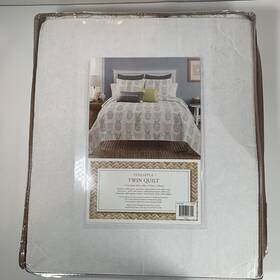 37907 Heritage Breezes Pineapples Twin Quilt 68w X 86l Embroidery 100% Cotton Nwt New