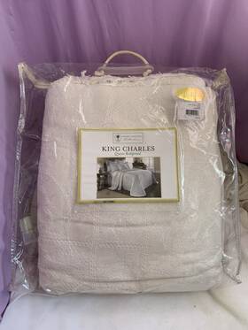 Historic Charleston 885308121547 Collection King Charles Coverlet Cotton Off White Queen Size