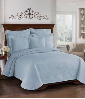 Historic Charlestone Collection 885308408389 Charleston King Charles Matelasse Bedspread In Blue Queen