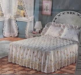 Home Curtain Corp 008533207613 Quilted Cottage Core Country Butterflies Flowers Full Ruffled Bedspread 80s