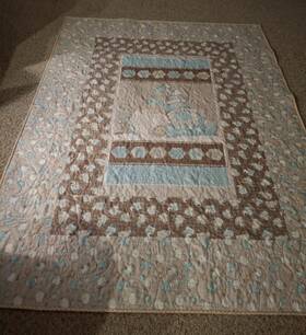 Fg5772 Homemade Flannel Gnome Twin Or Lap Quilt