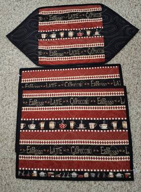 12525 Homemade Trplmts Coffee Time Table Runner 2 Placemats