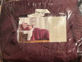 Hotel Collection 733003117672 Classic Dutch Floral Full / Queen Quilted Coverlet Purple