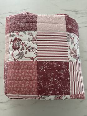 904.363.66 Ikea V Rruta Bedspread Quilt Quilted White/pink For Queen/king Bed Used