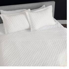 1-blanket Jennifer Adams 002-57940 Solana Diamond 3-piece Quilt Set Full / Queen And 2-shams
