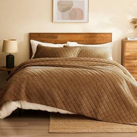 Lagraty 754204897590 Velvet Quilt King Size 3-piece Reversible Luxury Bedding Comforter Se