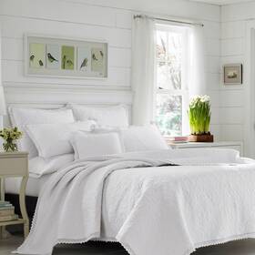 53110495 Laura Ashley White Heirloom Crochet Quilt Set King -