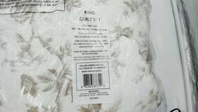 Ushsa91264468 Laura Ashley - King Quilt Set Reversible Floral Cotton Bedding