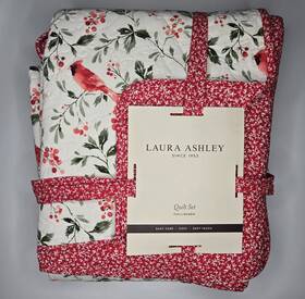 Ushsa91306533 Laura Ashley Queen/full Quilt Sham Set Jolly Cardinals Evergreen Reversible New