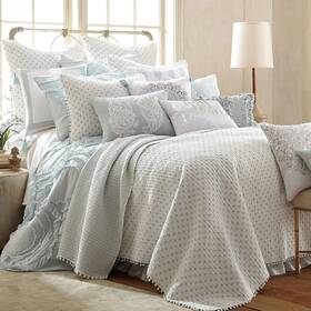 Levtex Home 190945017673 King Quilt Set Ditsy Spa 3 Piece Reversible New