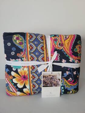 Levtex Home 190945168900 Bertelli Navy Quilt Set - And Two Standard Shams Floral Full/queen