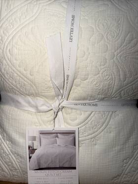 Levtex Home 190945192653 Muslin Stitch Stitching 3-pc. Quilt Set King/california King Cream