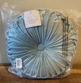 L51821p-b1 Levtex Home Decorative Pillow Teal Round Velvet Velour Fabric New