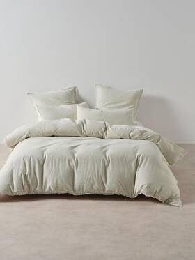01700m747 Linen House Macey Quilt Cover Set Artichoke - Single