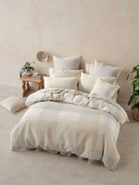 01703l644 Linen House Baleares Quilt Cover Set Natural - Queen