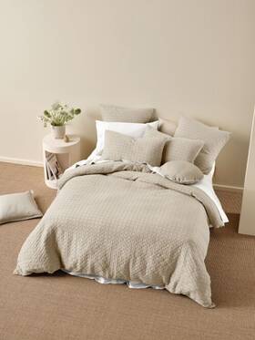 01704l648 Linen House Vista Quilt Cover Set - King
