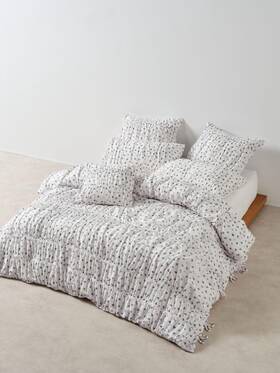 01704m615 Linen House Layla Quilt Cover Set Floral - King