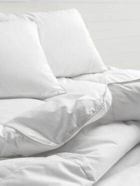 01877g709 Linen House All Seasons 380gsm Quilt White - Single