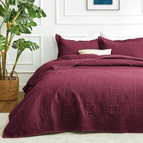 Loves Cabin 313043060024 California King Size Quilt Bedding Set Burgundy Bedspreads - Cal Ki