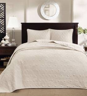 Madison Park 675716507893 Queen Cream Quilt Bedspread Set Two Shams